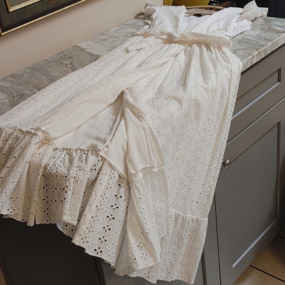 Majorelle Mistwood White Ruffle Cotton Eyelet Wrap Long Pinafore Type Dress XS - Picture 3 of 13